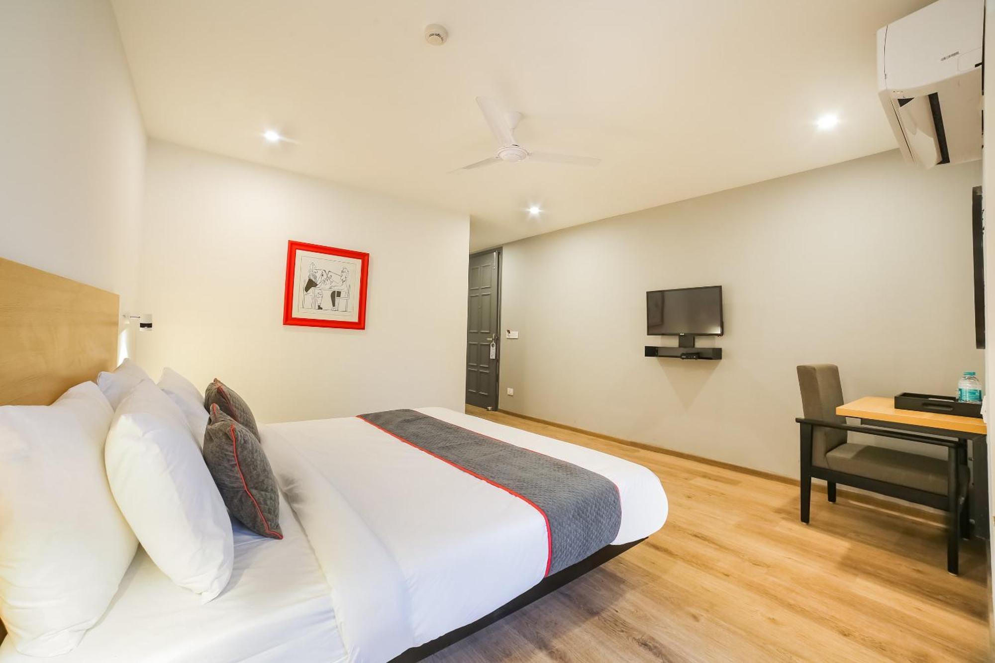 ホテル Super Townhouse Near Appu Ghar グルガウン エクステリア 写真