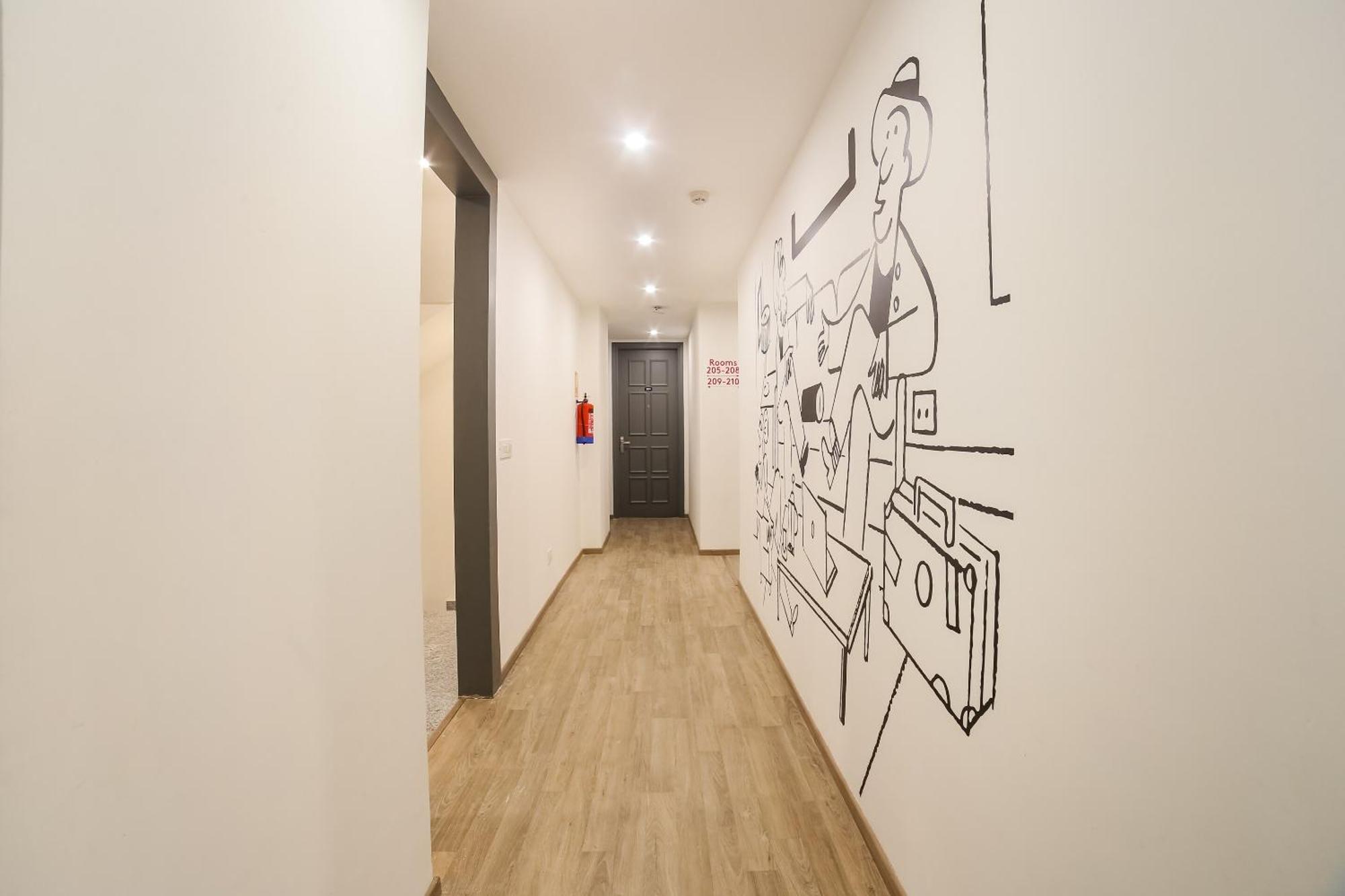 ホテル Super Townhouse Near Appu Ghar グルガウン エクステリア 写真