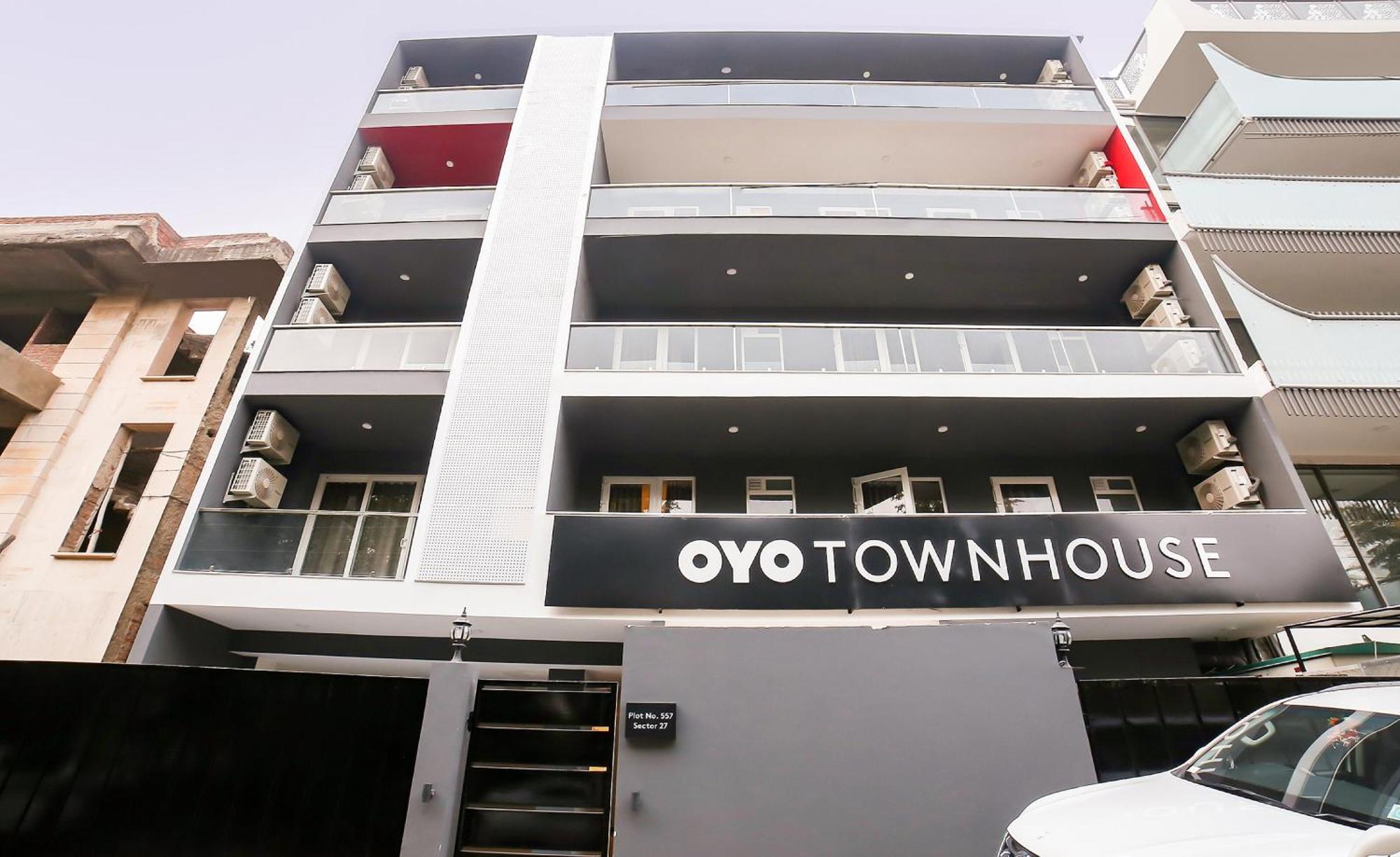 ホテル Super Townhouse Near Appu Ghar グルガウン エクステリア 写真