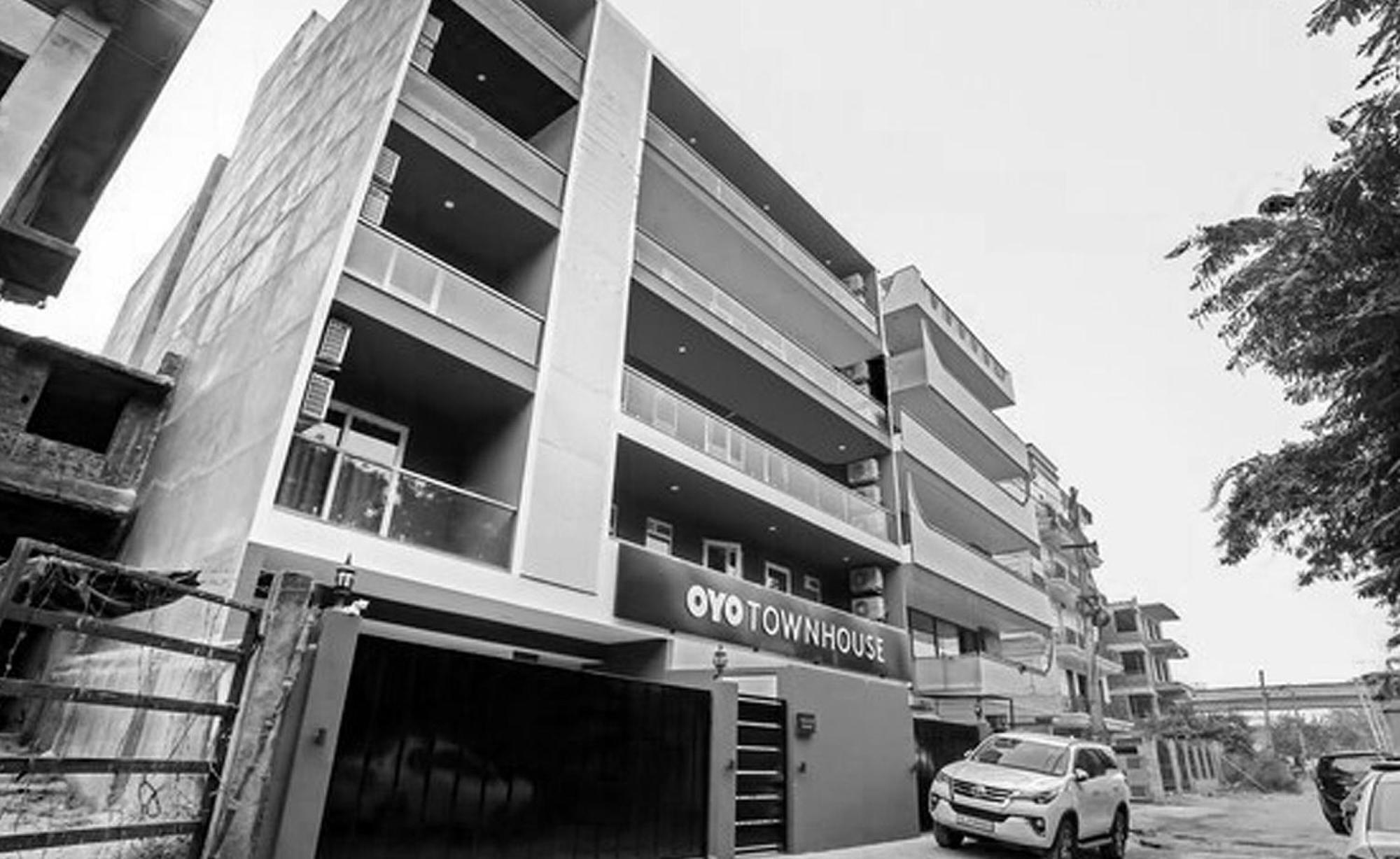 ホテル Super Townhouse Near Appu Ghar グルガウン エクステリア 写真